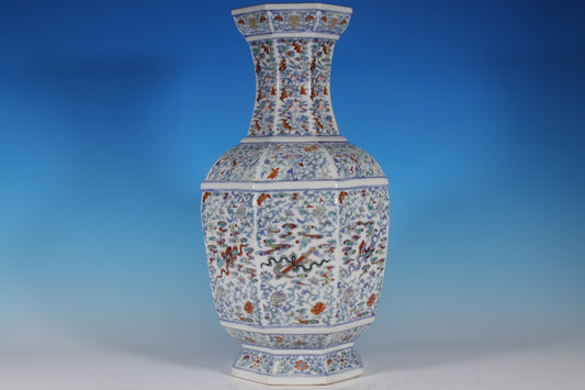 Chinese antique qing dynasty heavy famille rose porcelain vase for luxury collection