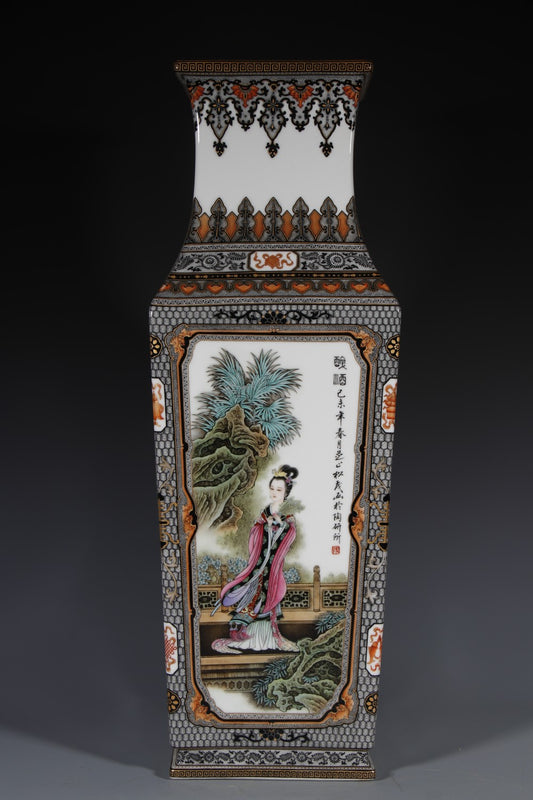 Chinese antique qing dynasty heavy famille rose porcelain vase for luxury collection